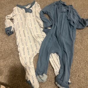 2 soft Cloud Island footies